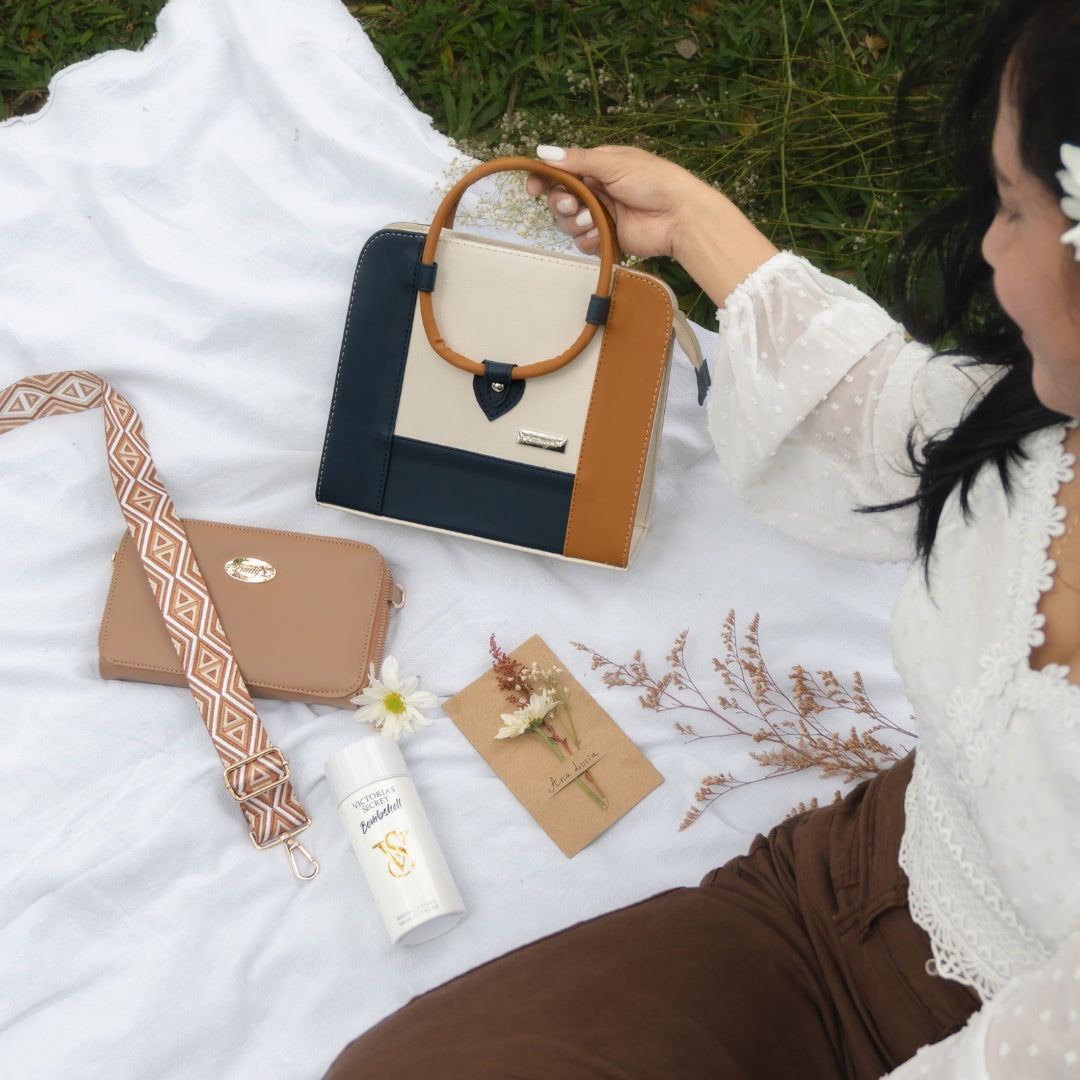 Kit  Bolso con Porta Celular y Accesorios